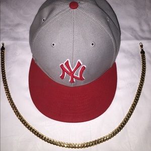 🔥🔥 Red and Grey New York SnapBack 🔥🔥